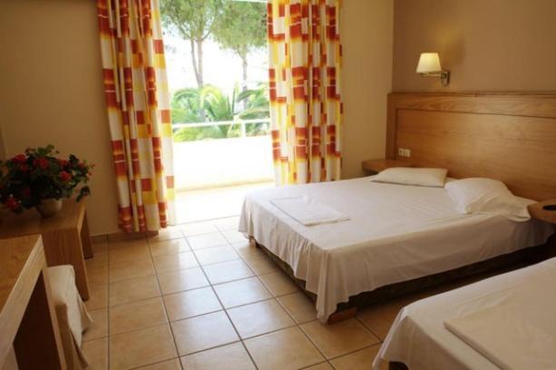Ionian Sea Hotel & Villas - Aqua Park Kounopetra ภายนอก รูปภาพ