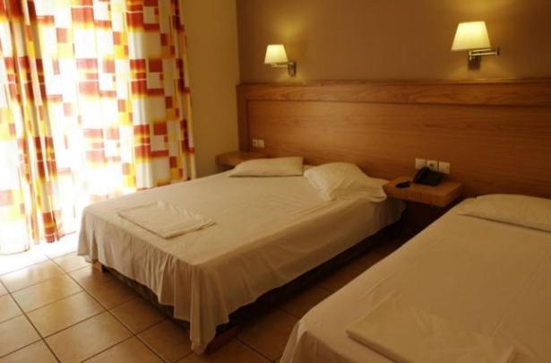 Ionian Sea Hotel & Villas - Aqua Park Kounopetra ภายนอก รูปภาพ